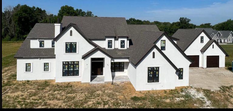 EIFS Installation vs Traditional Stucco