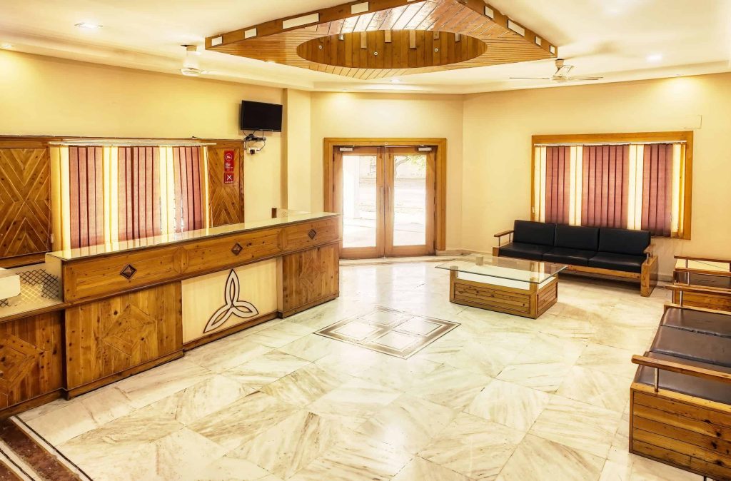 Crafting Captivating Interior Spaces with EIFS Installation and Repair