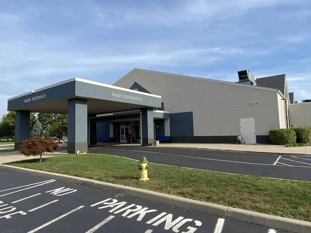 greenwood-christian-church-greenwood-christian-school-eifs-restoration-greenwood-indiana-eifs-repair
